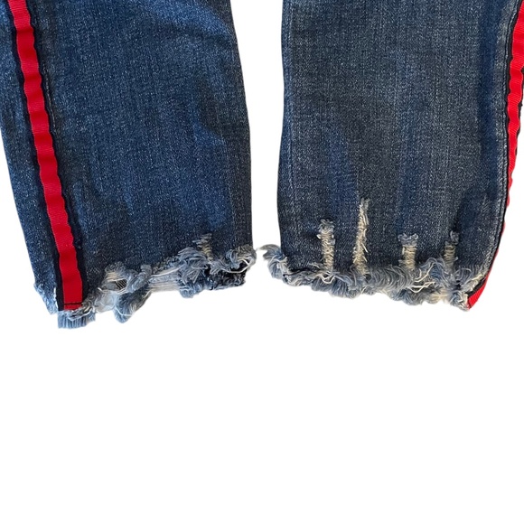 Abercrombie & Fitch Simone High Rise Ankle Distressed w/ Red Stripe Jeans Size 2 - Picture 4 of 4